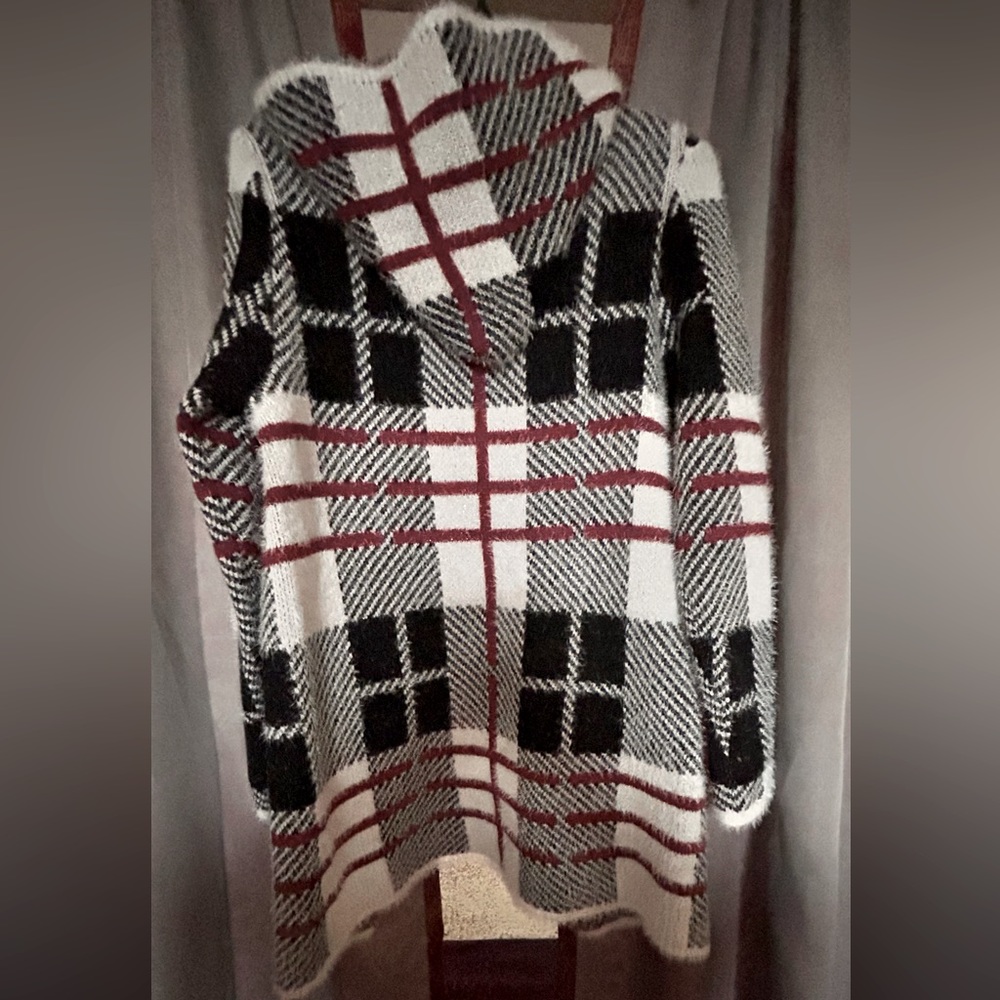 Brand New hooded sweater coat‼️
